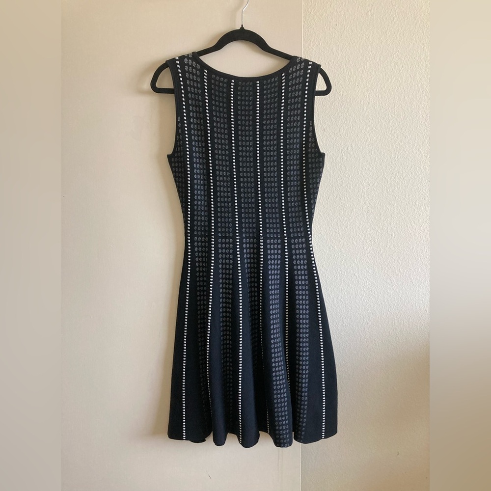 BCBGMAXAZRIA Victoria A Line Elegant Black Sleeveless Dress | NWT - Picture 6 of 9